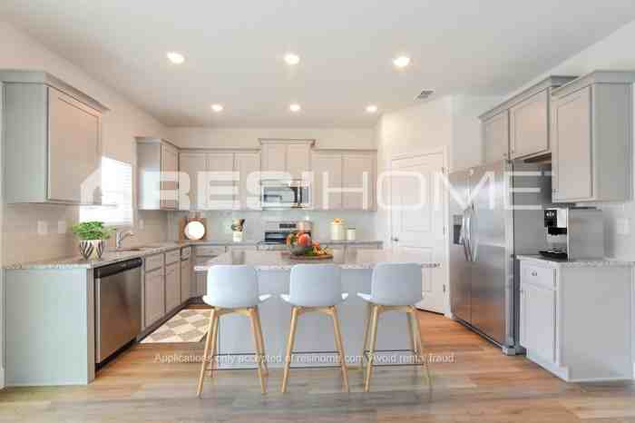 5193 Hartwood Loop - Photo 4 of 18