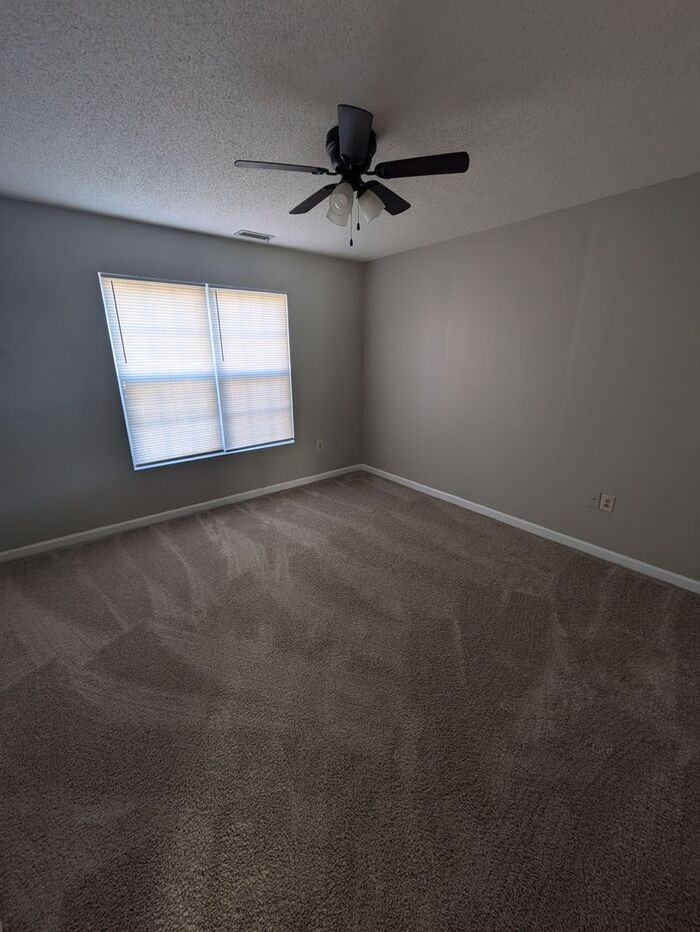 640 West 13th Street #E1 - Photo 2 of 9