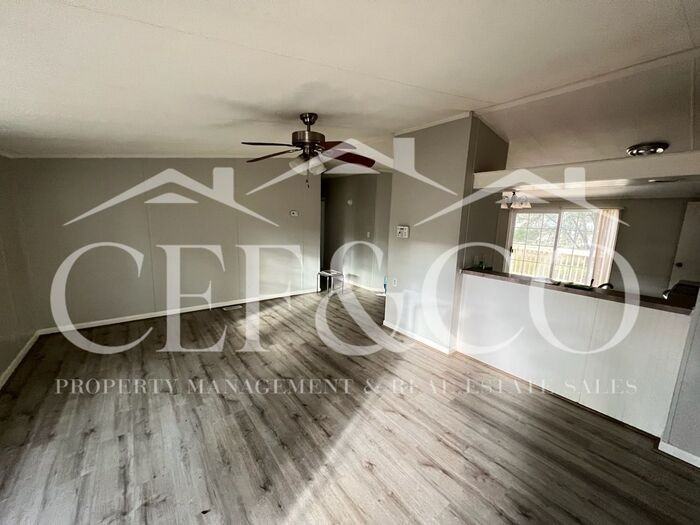 217 Harrison Acres Dr - Photo 2 of 8