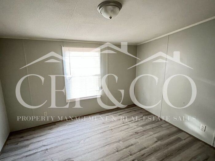 217 Harrison Acres Dr - Photo 4 of 8