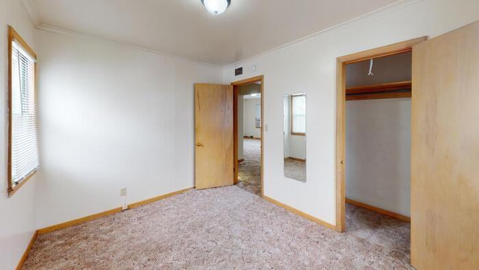218 N 12th St #3 - Photo 7 of 11