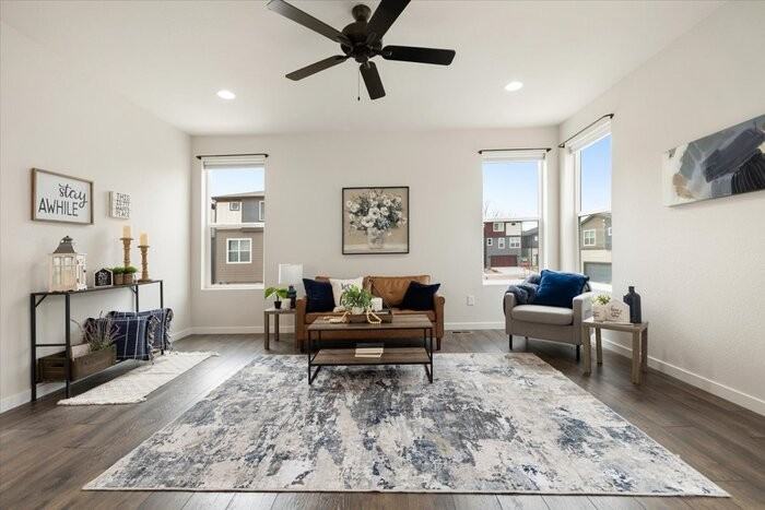 2407 Zorro Hts - Photo 3 of 8