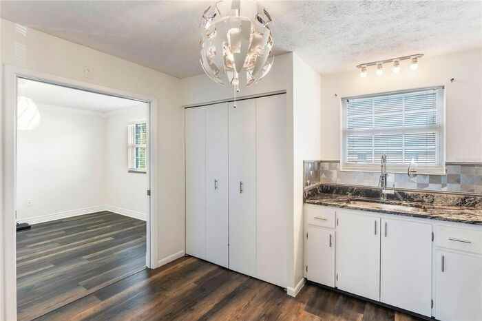 4216 Lake Underhill Rd #D - Photo 7 of 39