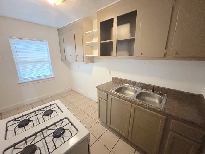 9554 14th Bay St #B - Photo 6 of 14