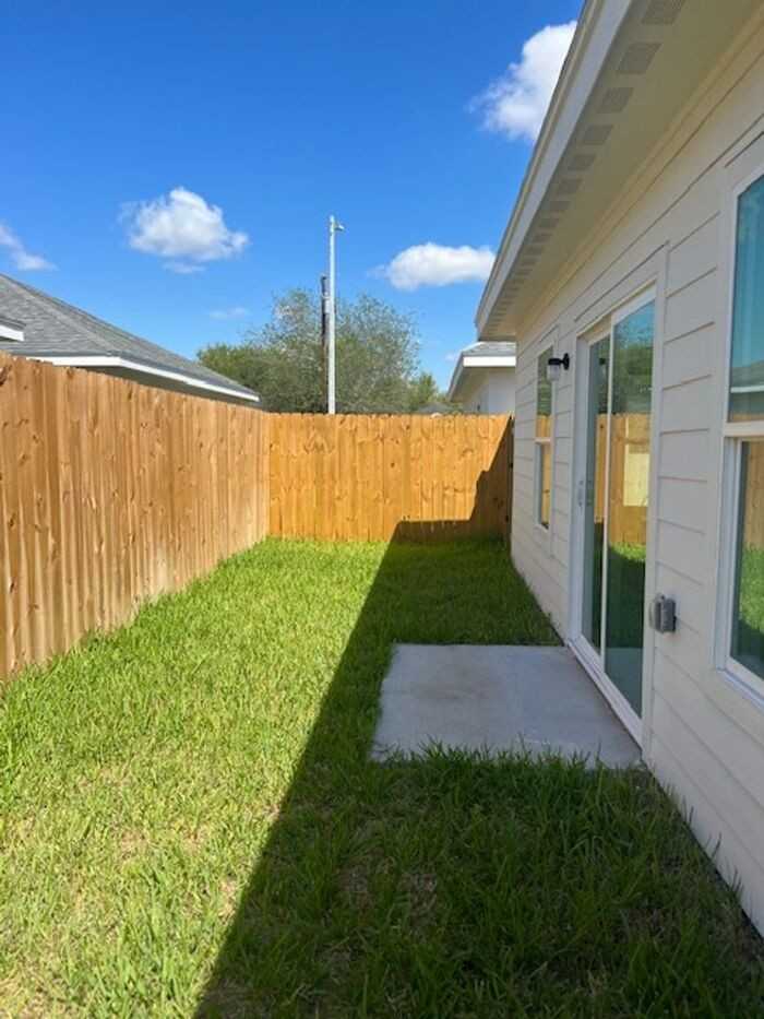 1415 Marcela Dr #4 - Photo 5 of 5