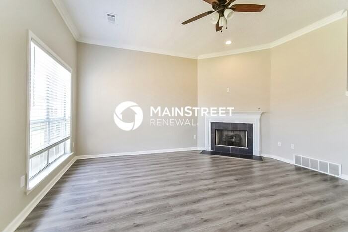 4918 Noel Mission Dr - Photo 4 of 17