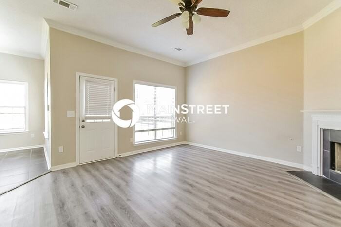 4918 Noel Mission Dr - Photo 5 of 17