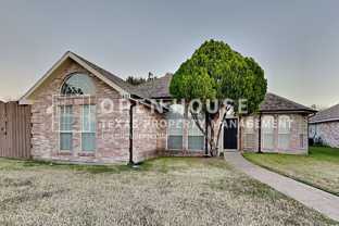 1401 Old Knoll Dr - Photo 1 of 1