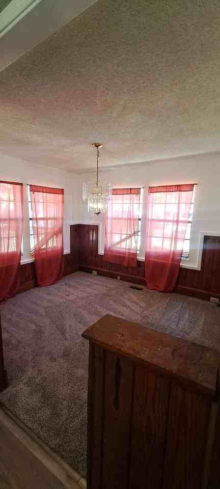 1302 4th Ct W - Photo 2 of 7