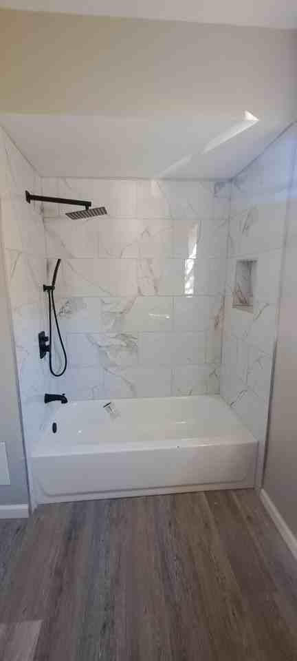 1302 4th Ct W - Photo 4 of 7