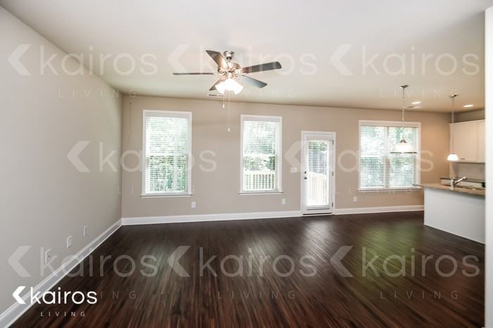 170 Mandy Ln - Photo 2 of 18