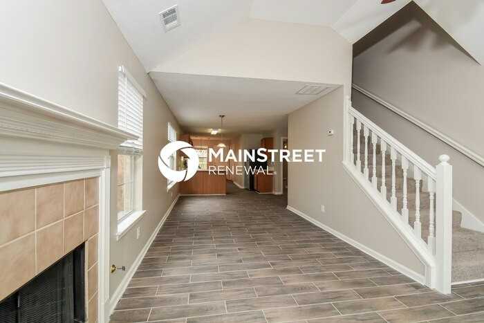 1121 Thackery Pl - Photo 6 of 16