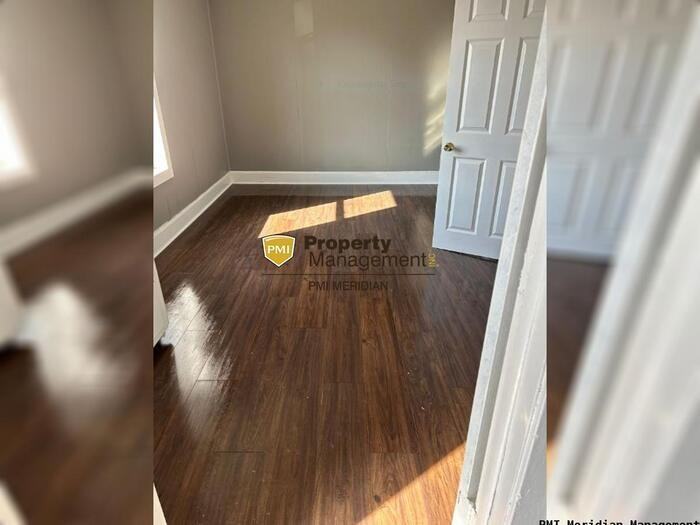 215 Madison Avenue - Photo 3 of 5