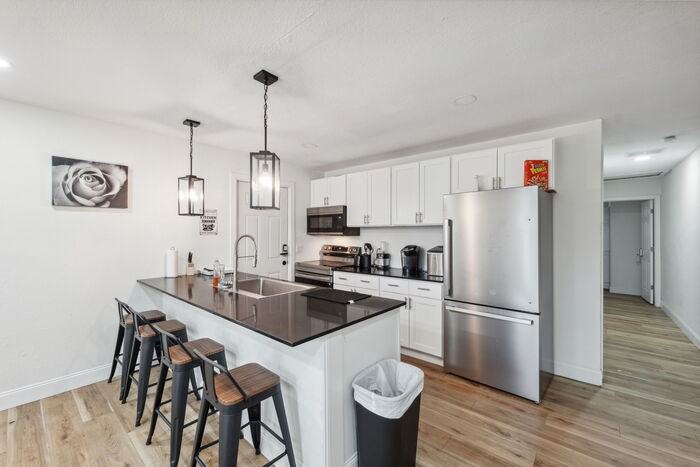 8511 N 11th St - Photo 6 of 15