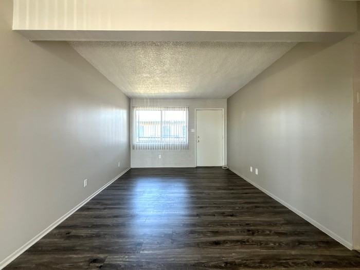 1420 N Craycroft Rd #6 - Photo 2 of 10