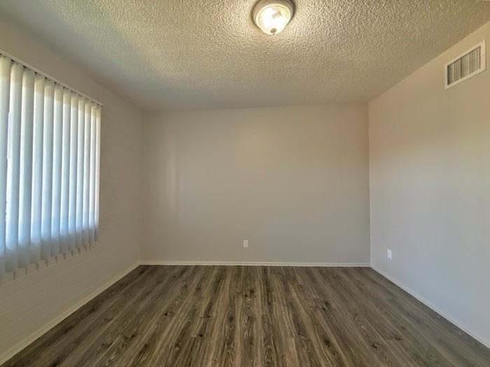 1420 N Craycroft Rd #6 - Photo 6 of 10