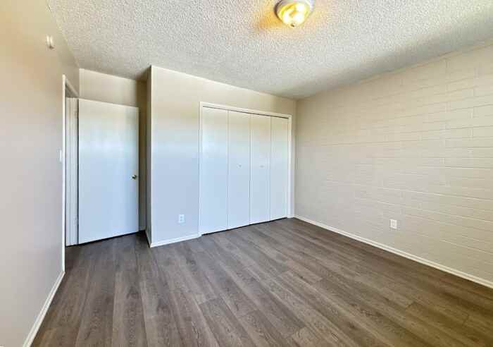 1420 N Craycroft Rd #8 - Photo 5 of 9