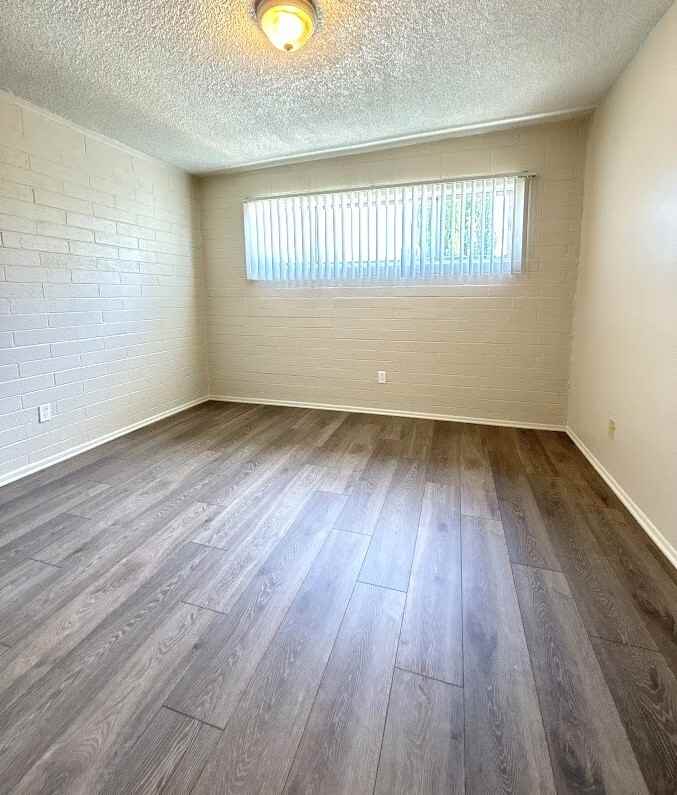 1420 N Craycroft Rd #8 - Photo 6 of 9