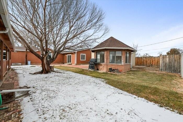 1620 Johneva St - Photo 3 of 7