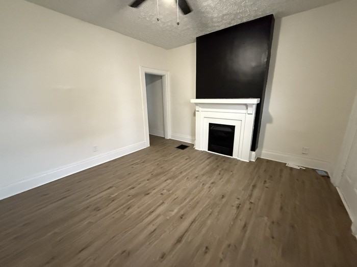 977 Miller Ave #977 - Photo 6 of 15