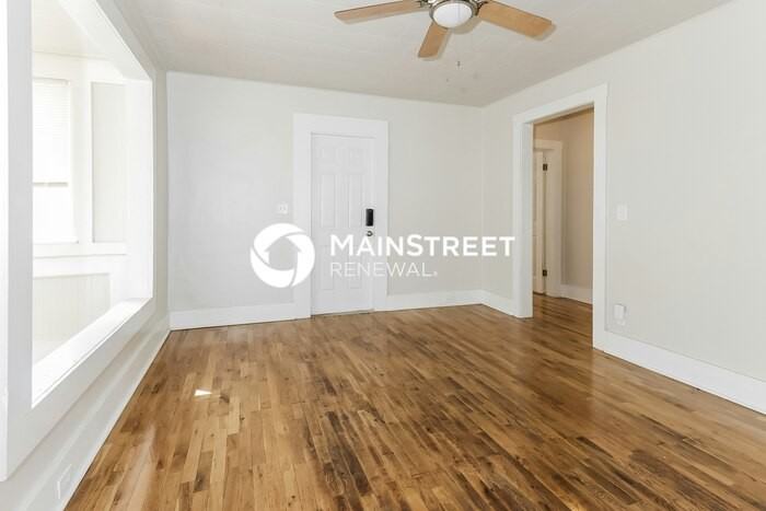 713 South N Street - Photo 6 of 16