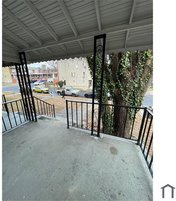 699 Whitmore Ave - Photo 4 of 15