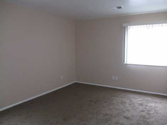 750 Pleasant Ave #203 - Photo 4 of 7