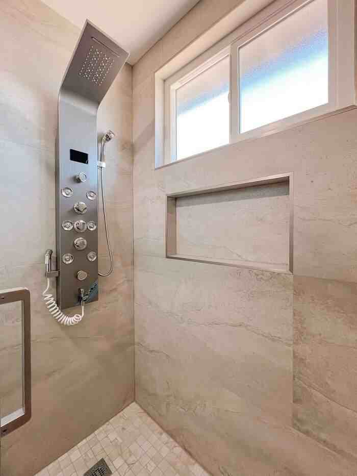 8205 Rancheria Dr - Photo 4 of 44