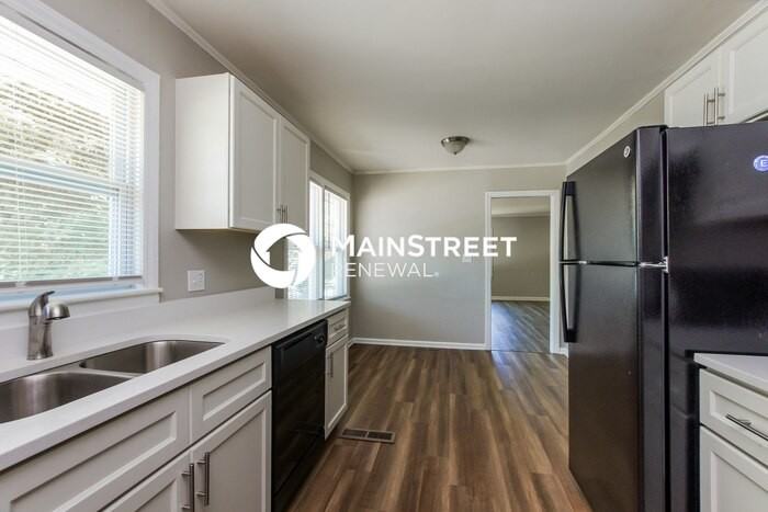 815 Wilbrown Cir - Photo 4 of 16