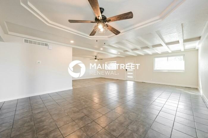 4911 Xanadu St - Photo 4 of 18