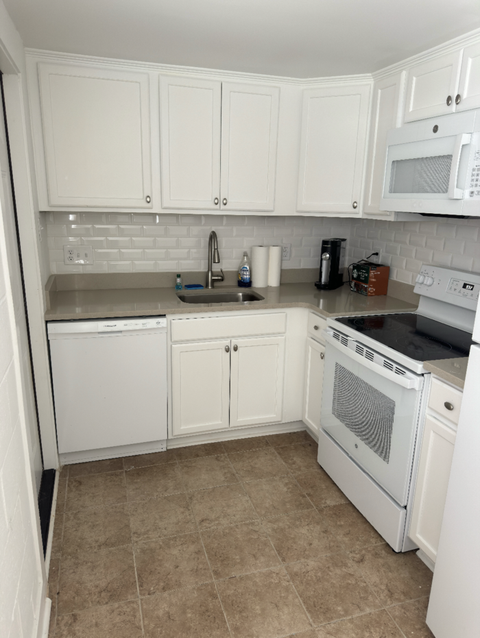 500 Bragg St #B - Photo 7 of 9