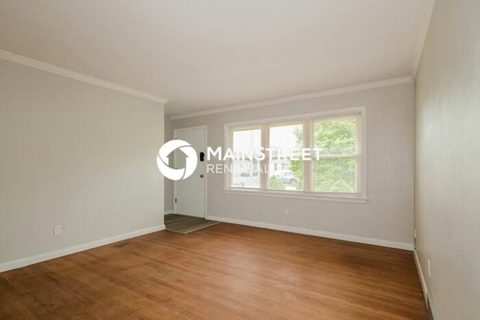 670 Florland Drive - Photo 6 of 15