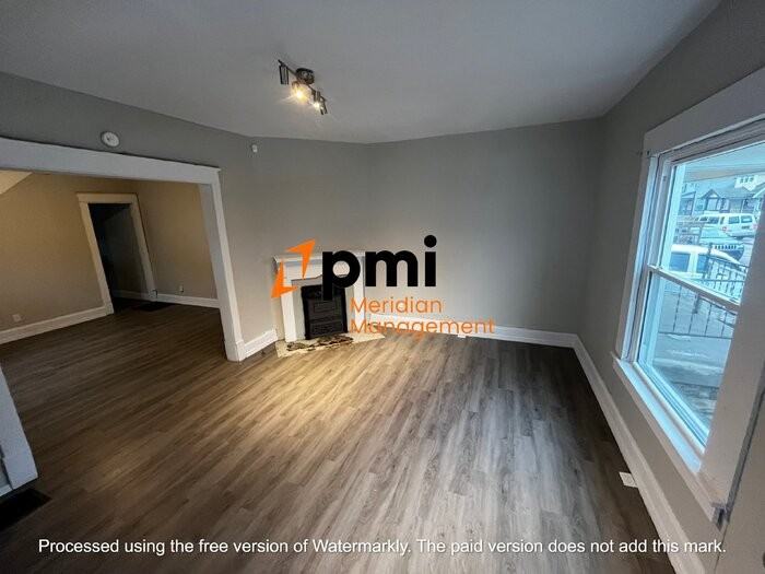 3502 N Kenwood Ave - Photo 4 of 13