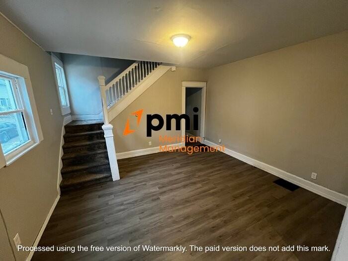 3502 N Kenwood Ave - Photo 5 of 13