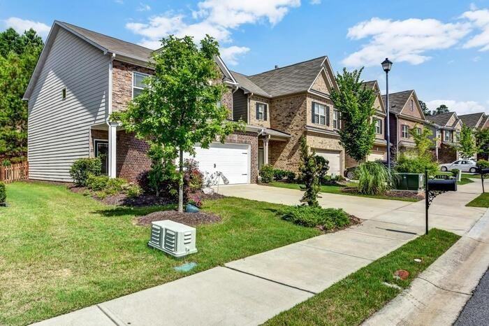 1780 Homeside Drive - Photo 2 of 21