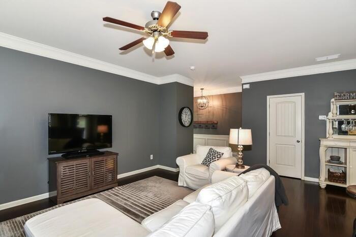 1780 Homeside Drive - Photo 5 of 21