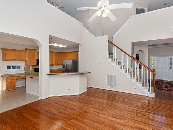 3100 Lariat Ridge Dr - Photo 7 of 29