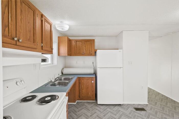 1710 South Walnut Street #06 - Photo 5 of 14