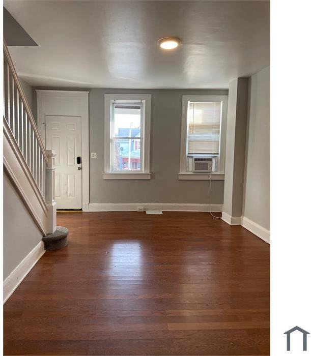 2099 N Dukeland St - Photo 2 of 11