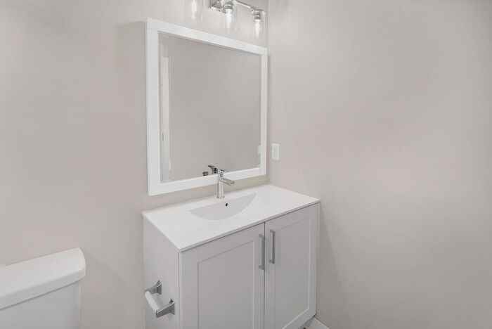 1260 Bookcliff Ave #A302 - Photo 4 of 24