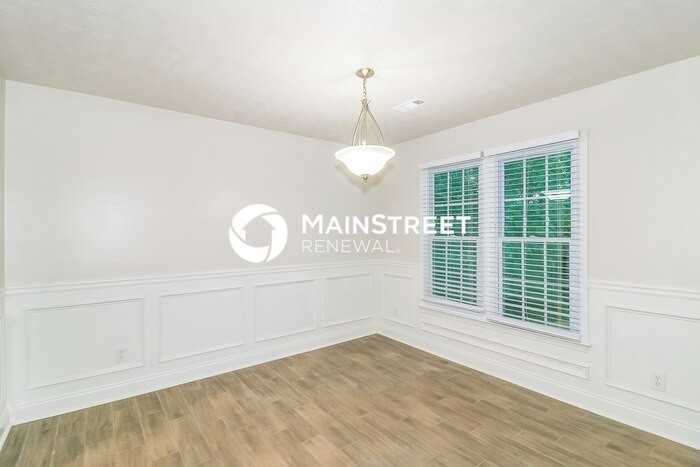 420 Rosehill Drive - Photo 7 of 18