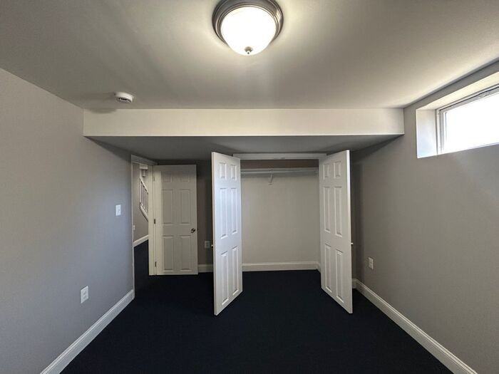 2799 Pelham Ave - Photo 3 of 10