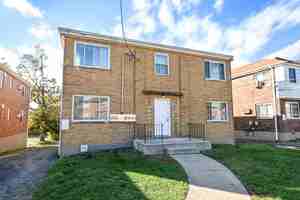 featured image of 3911 E Gatewood Ln #1