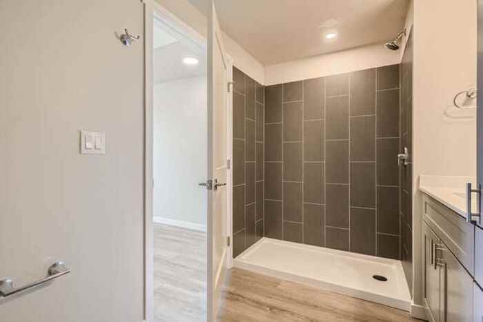 435 Eby Creek Rd #303 - Photo 5 of 16