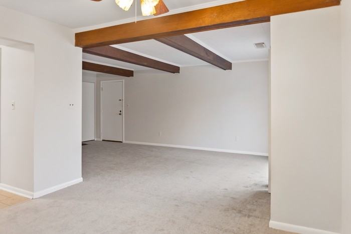 5 Warren Lodge Ct #2A - Photo 7 of 27