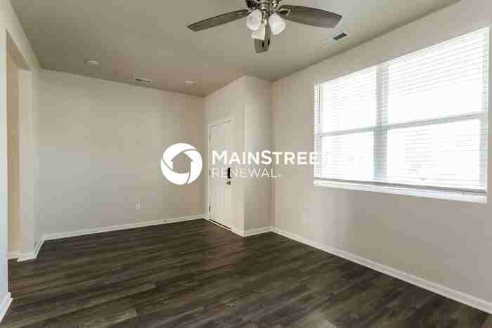 12045 Wooden Trace Dr - Photo 5 of 18