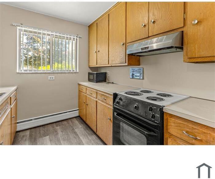 22280 Kelly Rd #203 - Photo 3 of 11