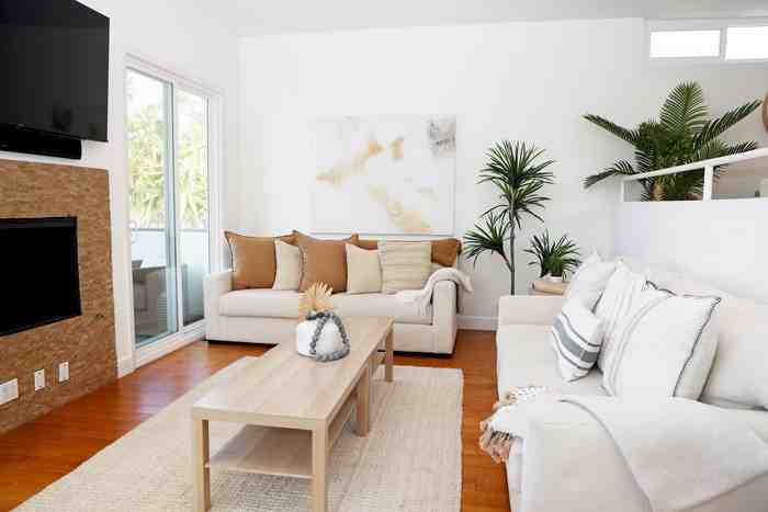 161 Ruby St - Photo 5 of 28