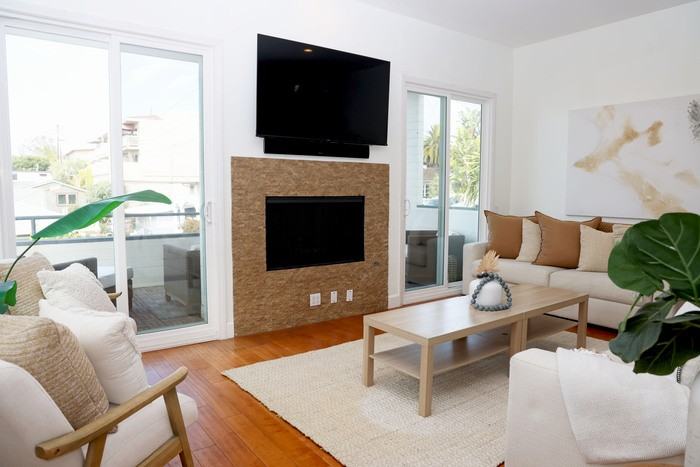 161 Ruby St - Photo 6 of 28