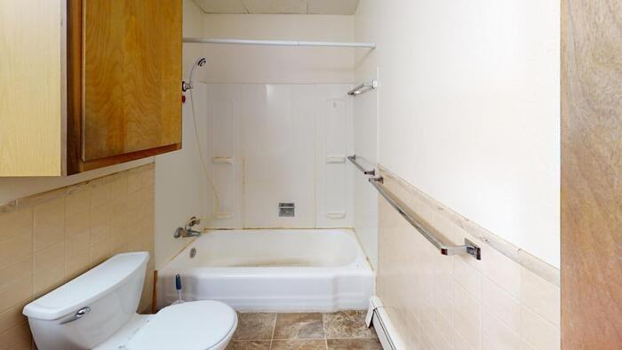 1906 N Washington St #4 - Photo 2 of 10